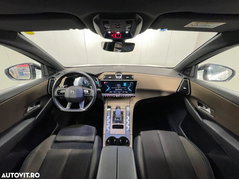 DS AUTOMOBILES DS7 CROSSBACK